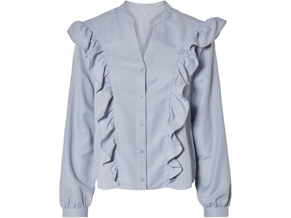 Ladies' blouse with ruffles