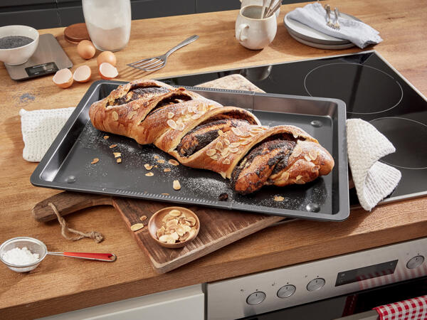 Extendable Baking Tray