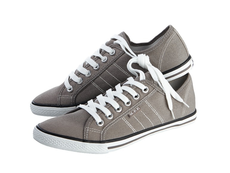 Men's Canvas Shoes