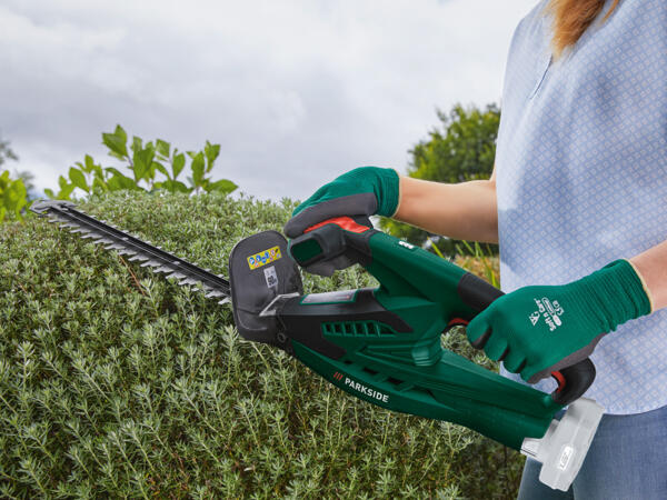 Cordless Hedge Trimmer