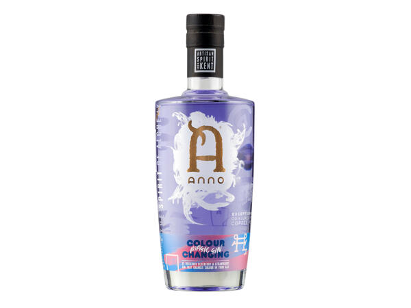 Strawberry & Blueberry Colour-Changing Gin