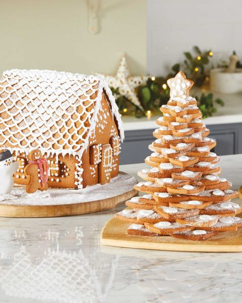 3D Gingerbread House Baking Kit