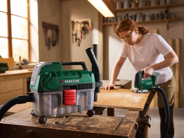 20V Cordless Wet and Dry Vacuum Cleaner