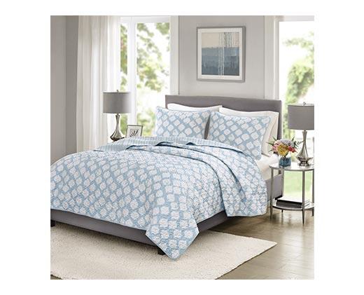 Huntington Home
Embroidered Quilt Set
