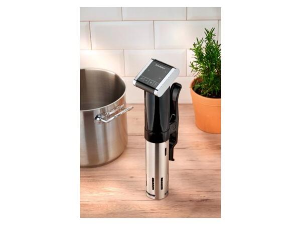 Vařič Sous Vide SSVS 1000 B2