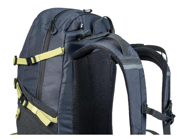 Trekingový batoh, 30 l