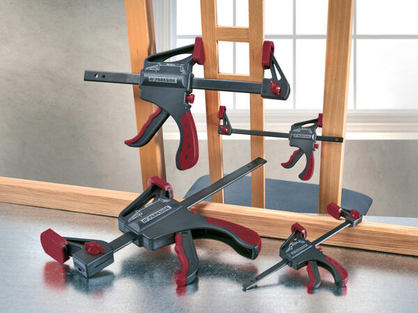 One-Handed Bar Clamps
