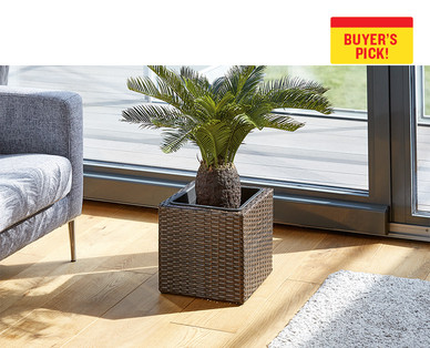 Gardenline Rattan Square Woven Planter