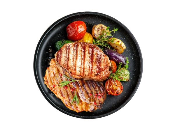 Frische Karree- oder Schopfsteaks mariniert