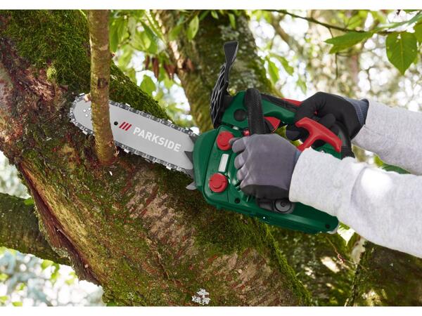 Top handle petrol chainsaw