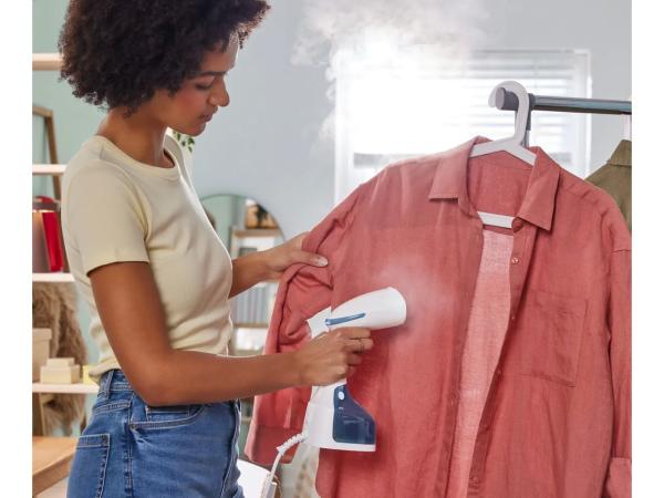 Garment steamer