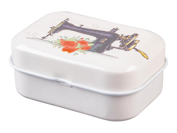 Crelando Assorted Sewing Accessories