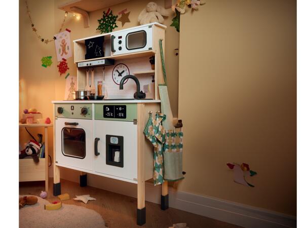 Play Kitchen