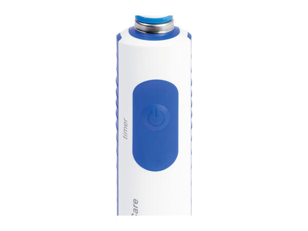 Oral B Pro 570 Electric Toothbrush