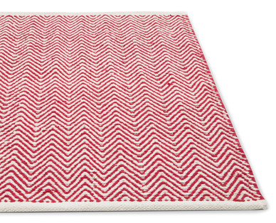 Huntington Home 24" x 36" Handwoven Accent Rug