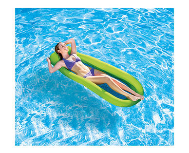 Intex Pool Lounge
