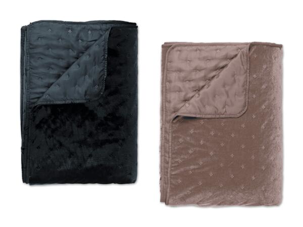 Velours-Tagesdecke