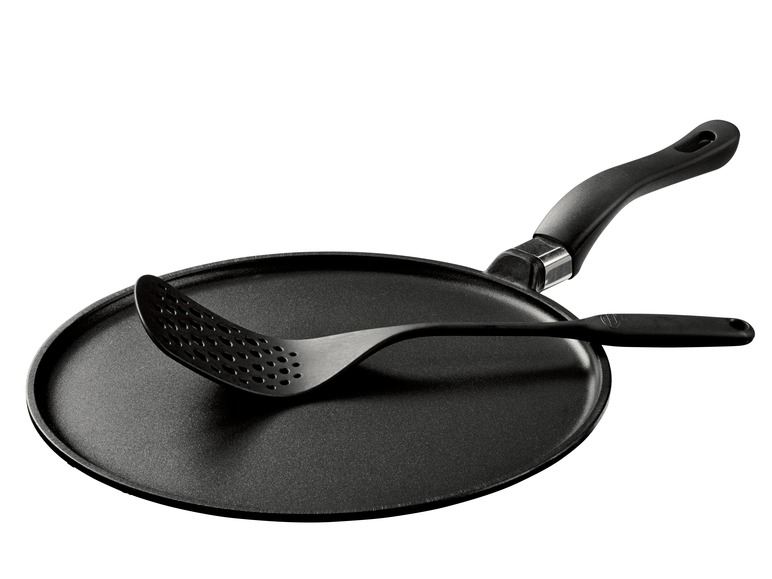 Pan Set or Baking Tin with Utensils
