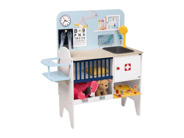 Playtive 2-in-1 Baby Clinic and Vets - 10 Piece Set