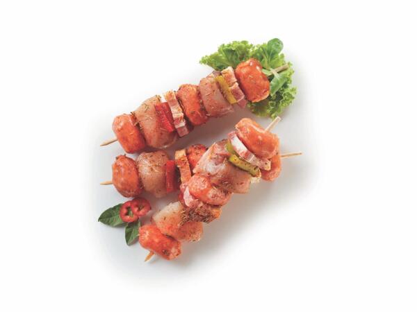 Hot chicken skewers