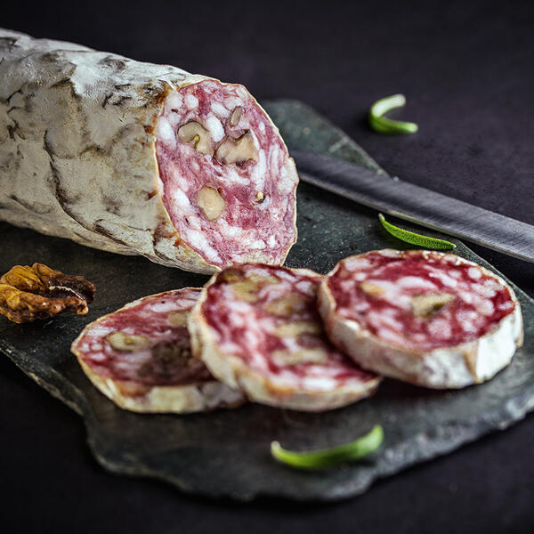 Walnuss-/ Haselnuss-Salami