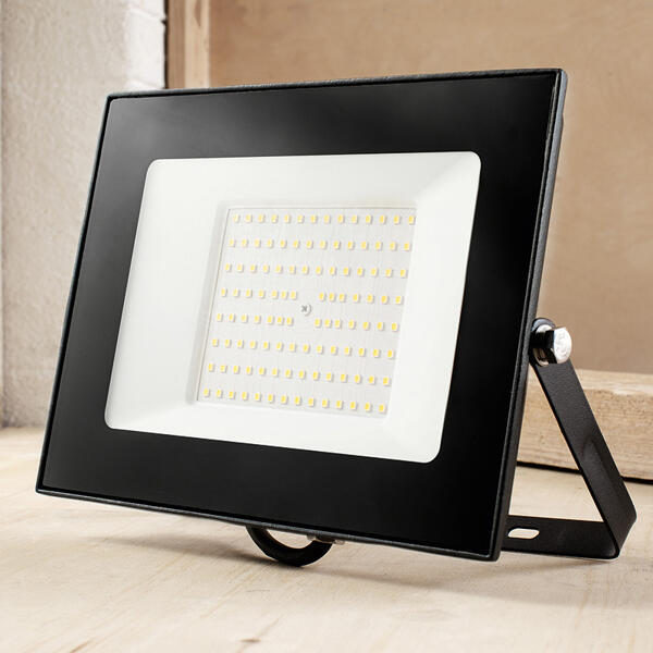 Hochleistungs-LED-Flutlicht 8700 lm