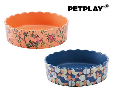 Ceramic Dog Bowl with Scalloped Edge