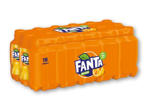 CARLSBERG Coca Cola, Coca Cola Zero, Fanta Orange eller Fanta Exotic