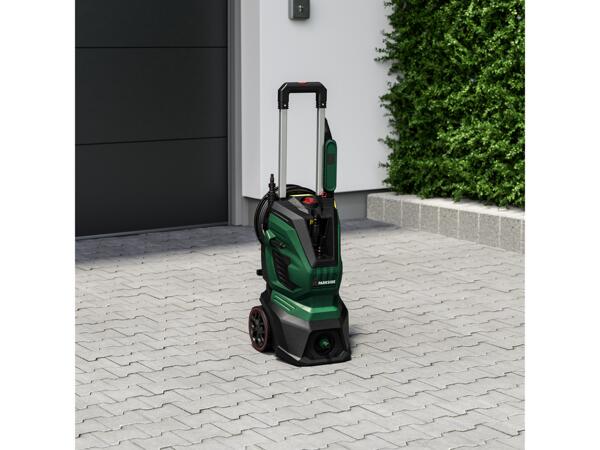 2400W Pressure Washer