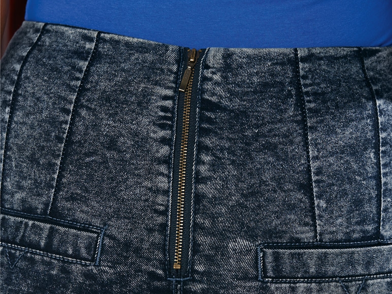 High-Waisted Ladies' Shorts