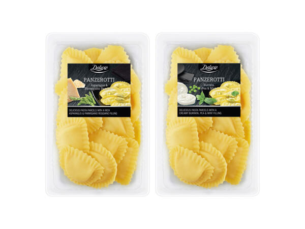 Färsk fylld panzerotti