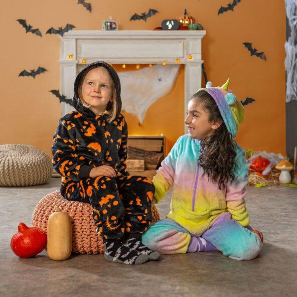 L&D(R) 				Halloween-Onesie