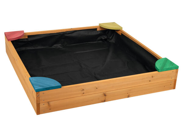 Sandpit with Corner Seats