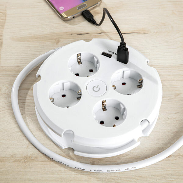 Rundsteckdose 4-fach mit 2 USB Anschlüssen