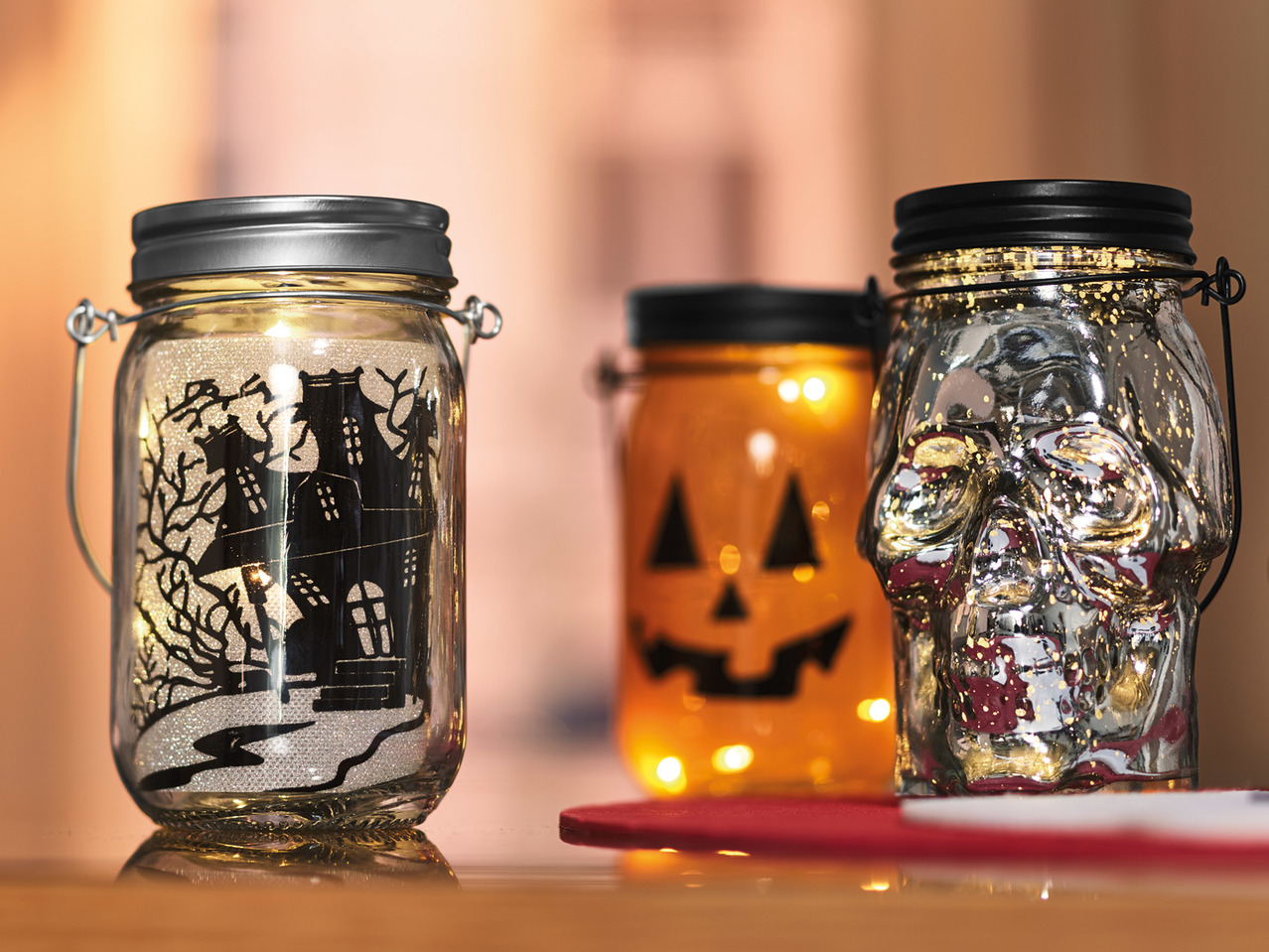 Melinera Halloween LED Lantern Jar1