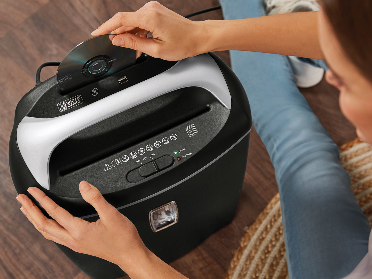 United Office Cross Cut Shredder1