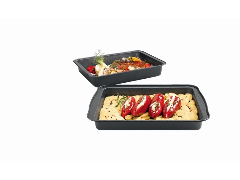 Casserole and Roasting Dish