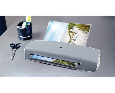 Pembrook Photo Size or 8" W x 11" L Laminating Pouches