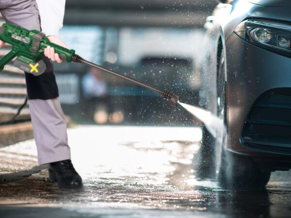 20V Cordless Pressure Washer