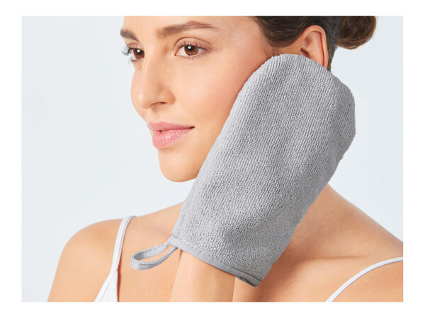 Beauty accessories