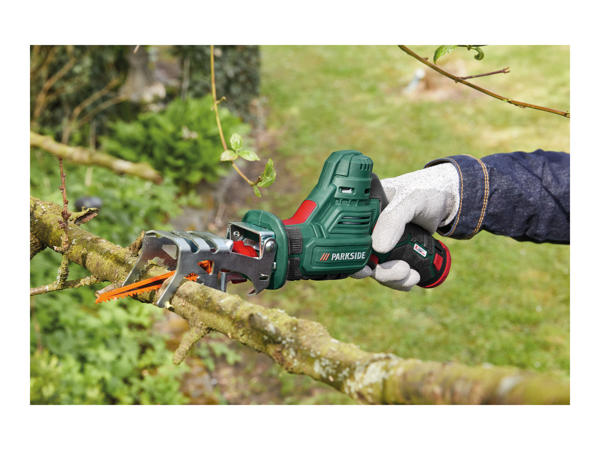 Parkside Cordless Branch Saw1