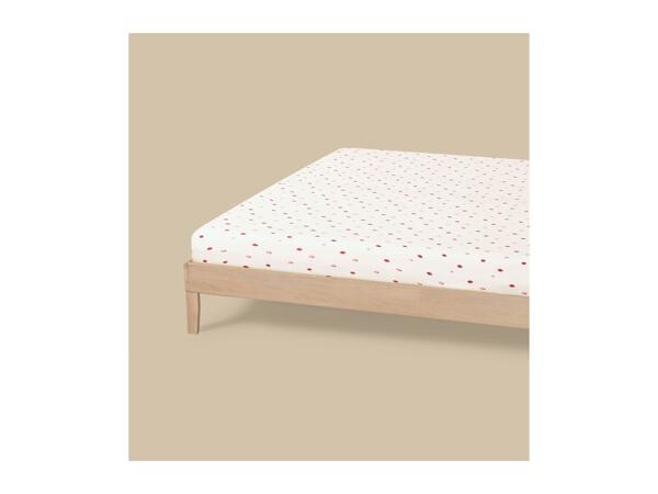 Jersey Fitted Bed Sheet With Strawberry Pattern - King