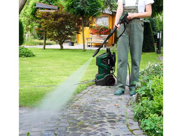 2400W Pressure Washer