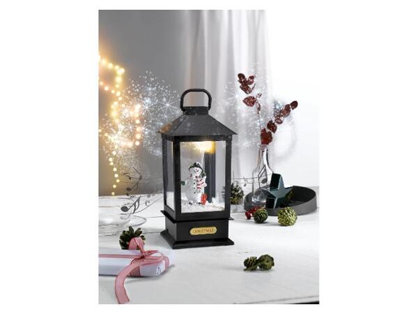 LED lucerna s efektem sněhové vánice
