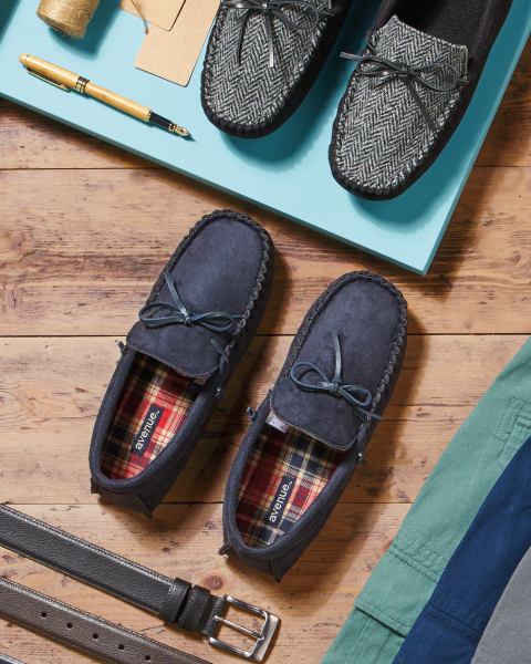 Avenue Mens Suedette Moccasins