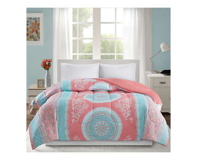 Huntington Home Twin/Twin XL or Full/Queen Reversible Comforter