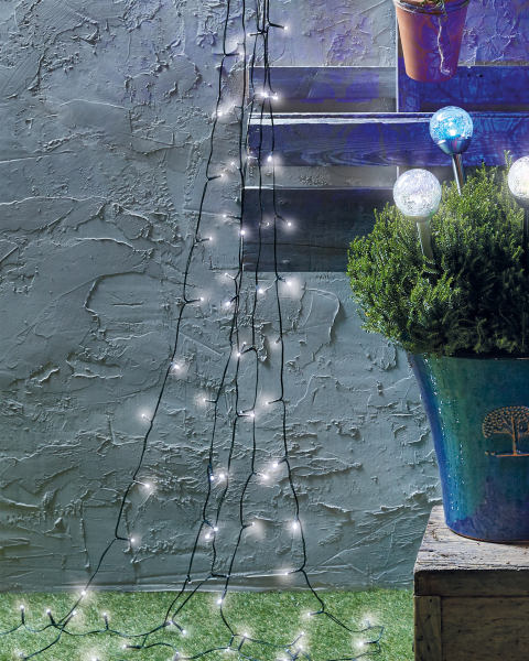 100 LED Solar String Lights