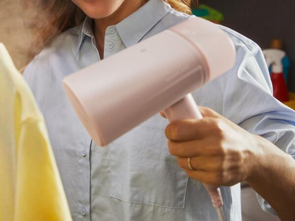 Compact Steam Brush