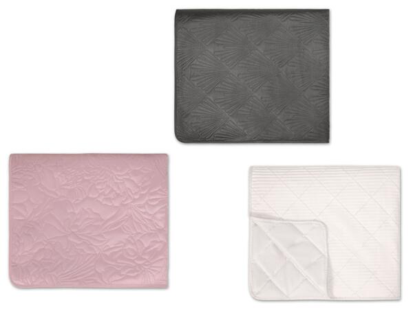 Velours Tagesdecke