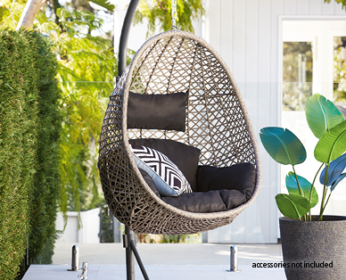 Wicker Egg Chair